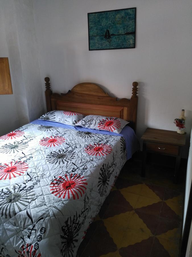 Sergeant Pepper'S Hostel Jardín Eksteriør bilde
